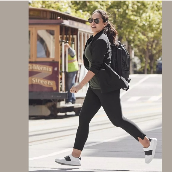 ATHLETA Cosmic Blazer Black NWT - Picture 5 of 6